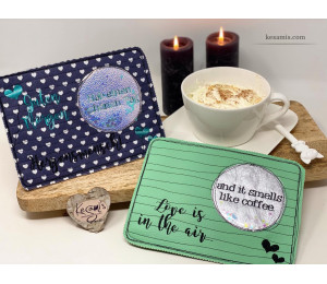 Stickserie ITH - Mug Rug Herzlinien Love is in the air